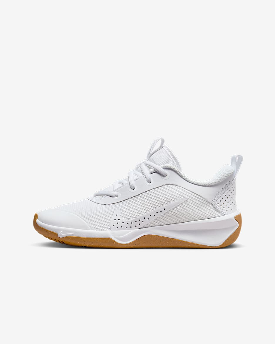 Nike Omni Multi Court Older Kids Indoor Court Shoes. Nike SG